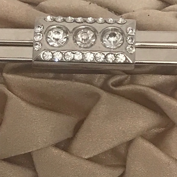 Lulu Townsend Shoes & Clutch Set - Picture 13 of 16